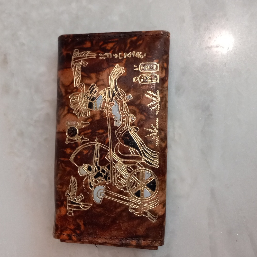 Women's Wallet - Picture 11 of 11